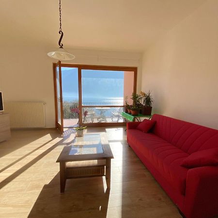 Big Apartment With Lake View And Two Bedrooms サーラ・コマチーナ エクステリア 写真