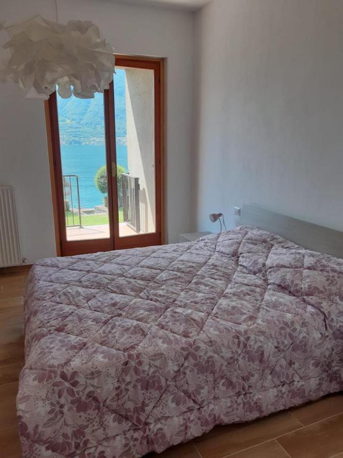 Big Apartment With Lake View And Two Bedrooms サーラ・コマチーナ エクステリア 写真