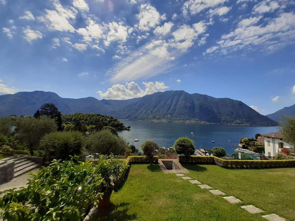 Big Apartment With Lake View And Two Bedrooms サーラ・コマチーナ エクステリア 写真