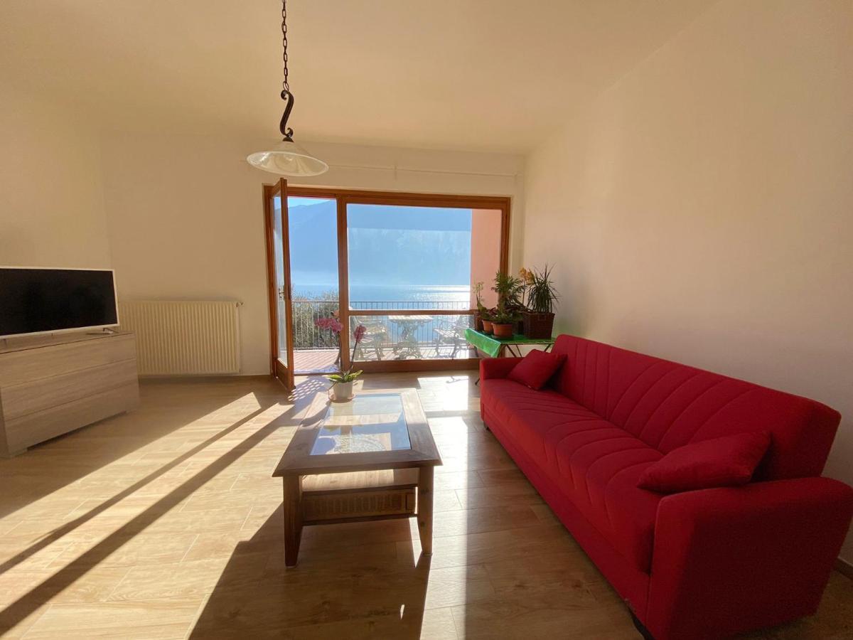 Big Apartment With Lake View And Two Bedrooms サーラ・コマチーナ エクステリア 写真